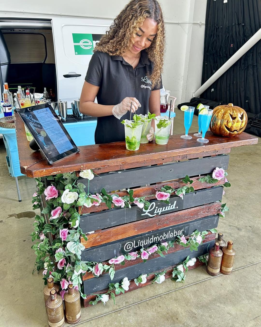 Liquid Mobile Bar